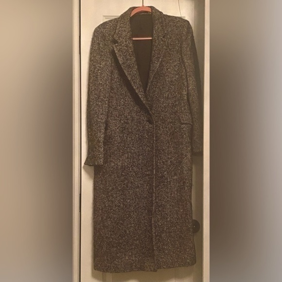 TAGLIATORE 02-05 unisex 
Coat 100% Italian Coat 
8 (US) - Black (44) - Picture 2 of 16